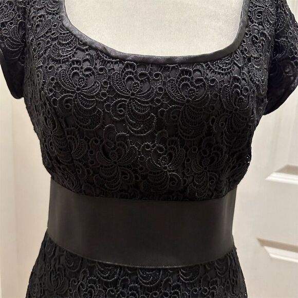 White House Black Market Black Lace Dress Cap Sleeve Knee Length Size 4 Formal - Picture 2 of 11